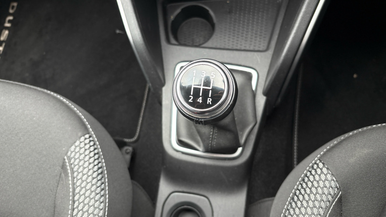 Dacia Duster 1.6 SCe Prestige 5dr Petrol Estate